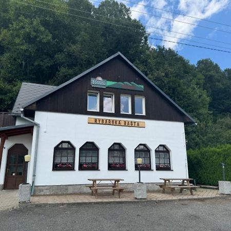 Penzion A Rybarska Basta U Jesetera Jeseník Exterior photo
